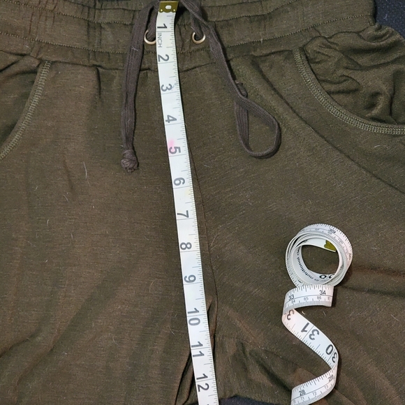 Grace & Lace sweatpants. S. Olive green. - Picture 2 of 5